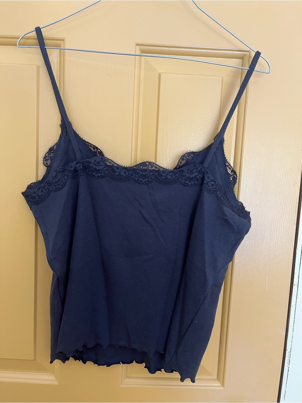 Old Navy Navy Lace-Trim Ribbed Cami